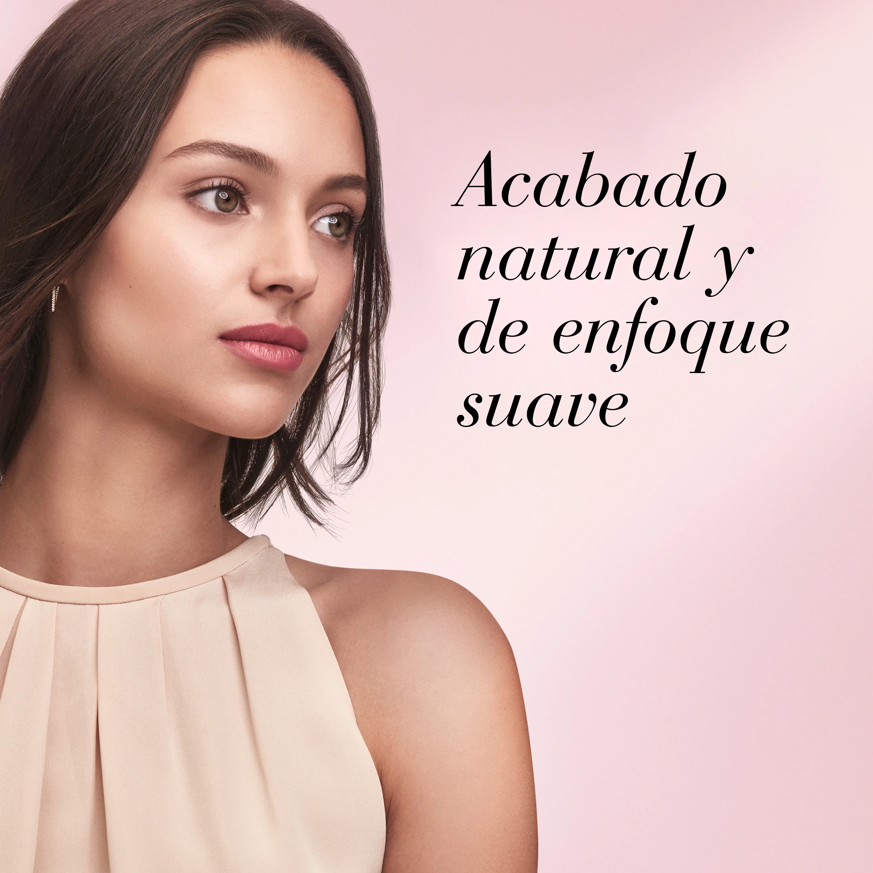 Flawless Finish Skincaring Pressed Powder - Image 4
